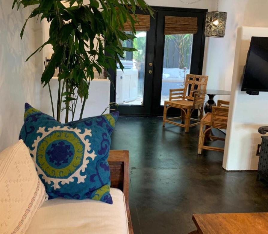 Talavera Palm Springs Extérieur photo